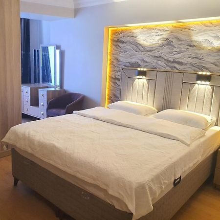 Kadikoey Bristol Hotel Istanbul Bagian luar foto