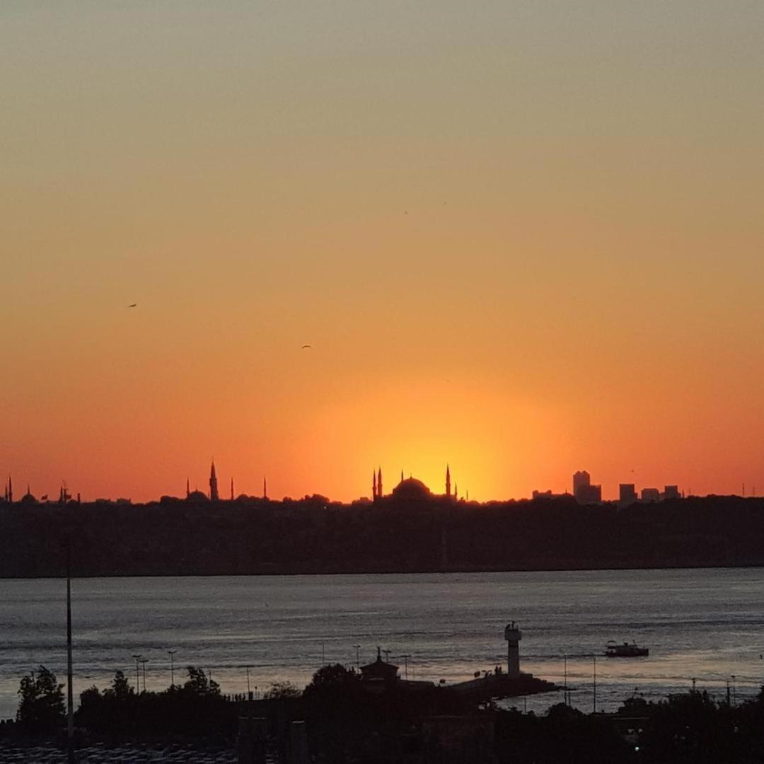 Kadikoey Bristol Hotel Istanbul Bagian luar foto